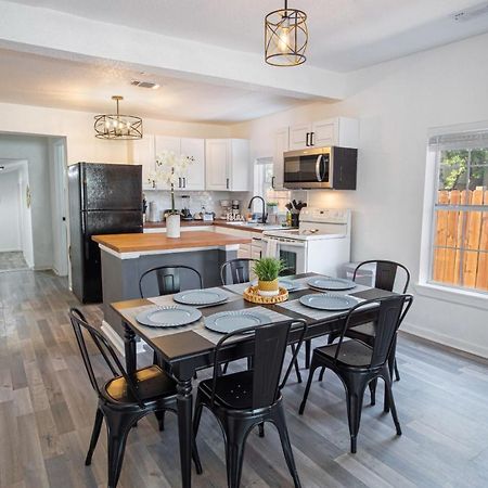 Charming 4Br2Ba Only 5 Mins Downtown Riverwalk 圣安东尼奥 外观 照片
